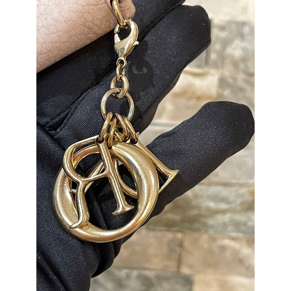 Christian Dior Blush Pink Pebbled Leather Zip Around Wallet Gold DIOR Charms - Picture 8 of 8